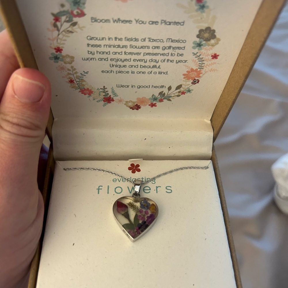 Flower Necklace